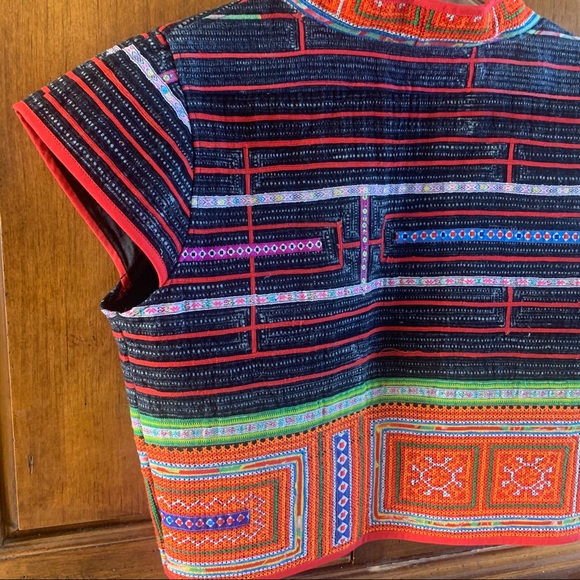 Patchwork Open Front Cropped Top Small - Picture 7 of 11